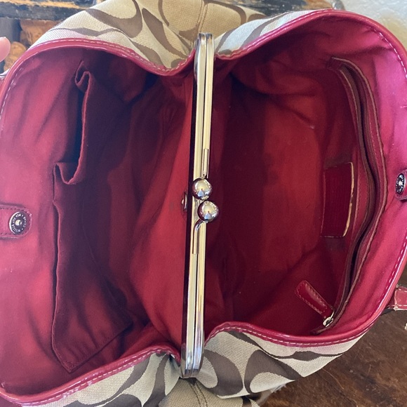 Coach Vintage Signature framed kisslock satchel - Picture 3 of 10